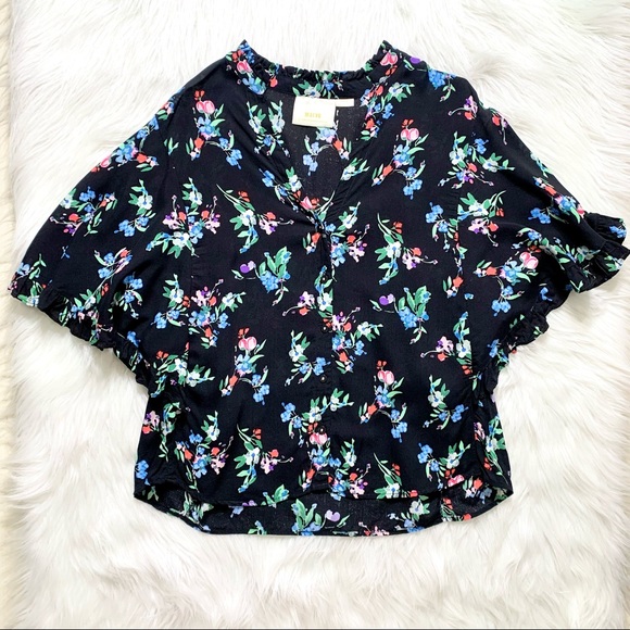 SOLD-Anthropologie Flutter Ruffled Floral Blouse - Picture 8 of 10